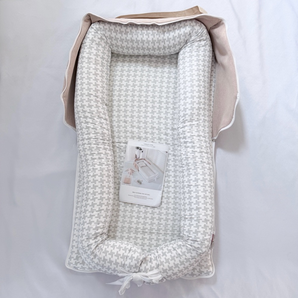 Infant Portable Play Mat - Picture 2 of 9